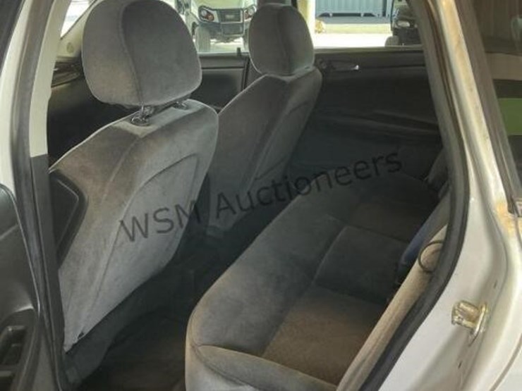 2014-chevrolet-impala-sdn-image-21