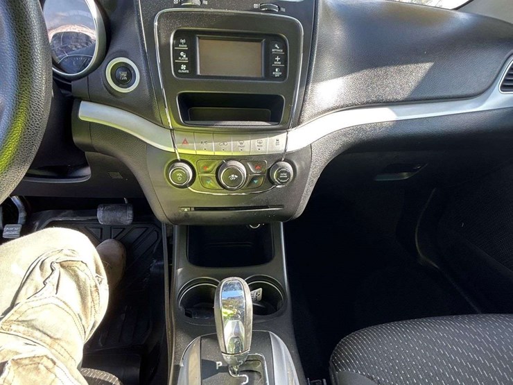 2019-dodge-grand-caravan-image-18