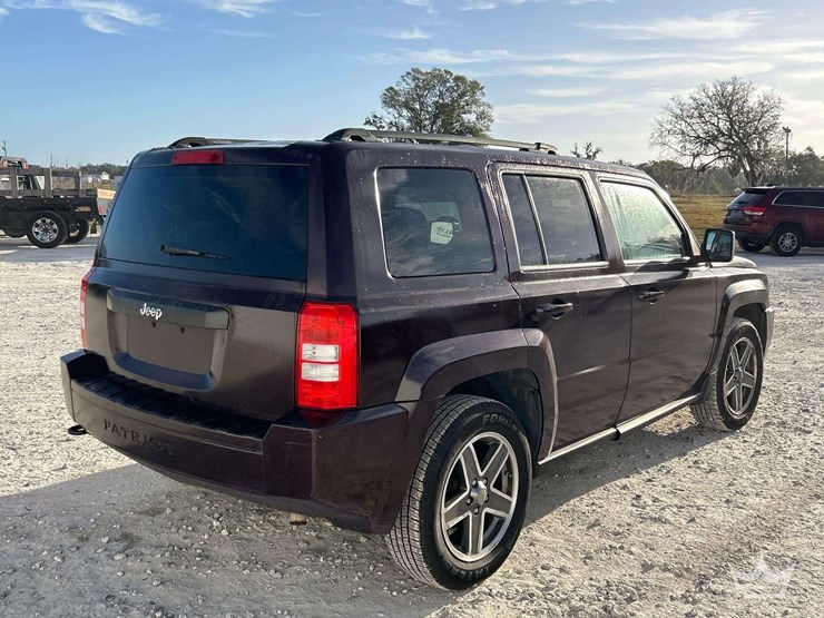 2009-jeep-patriot-image-3