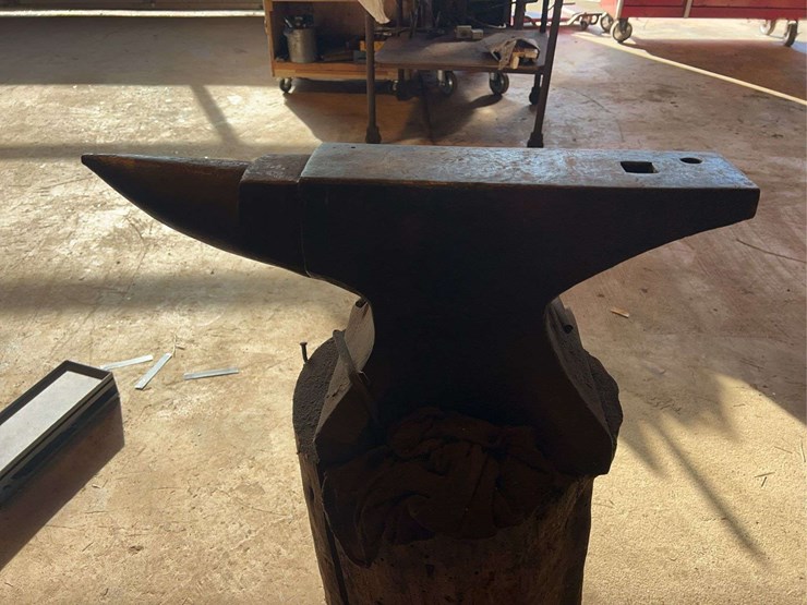 large-anvil-image-3