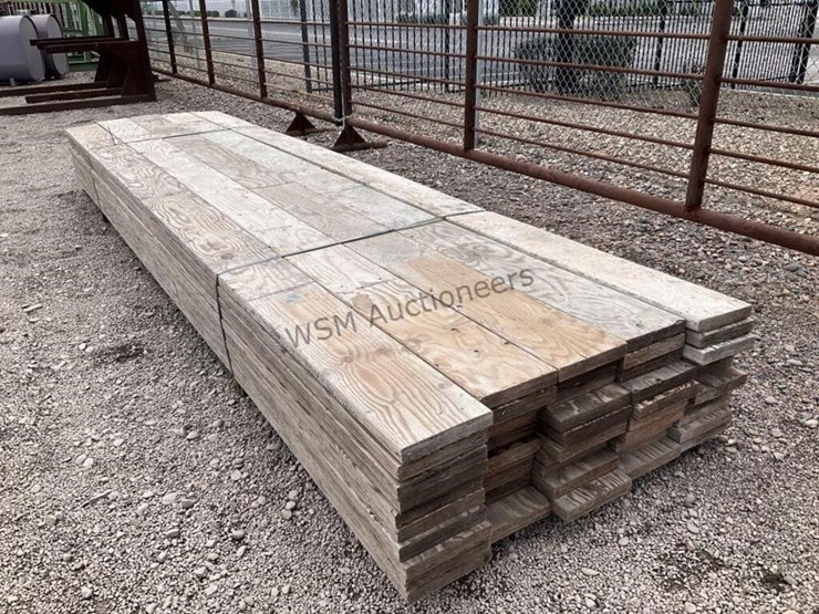 bundle-of-16ft-scaffolding-planks-image-1