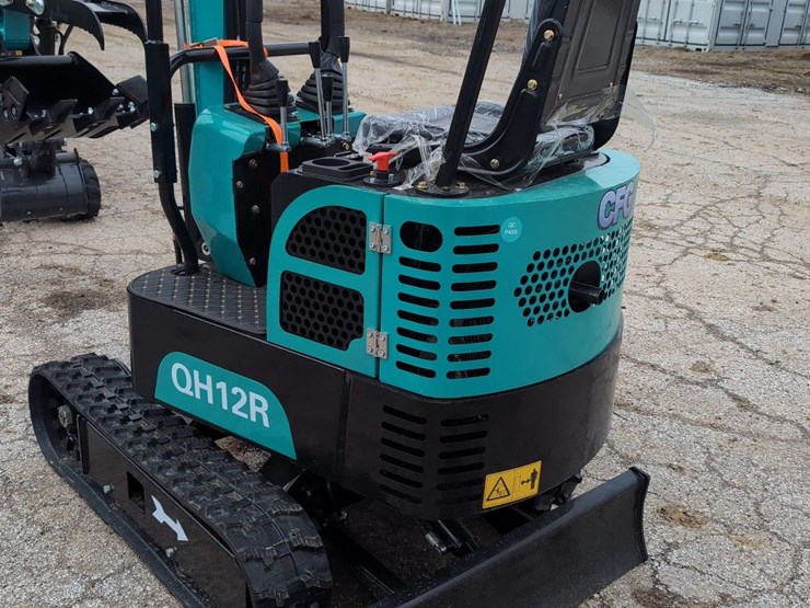 cfg-industrial-mini-excavator---qh12r---green-image-4