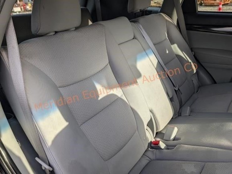 kia-sorento-lx-image-30