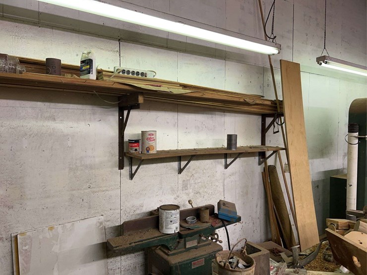 contents-of-wood-working-room-image-36