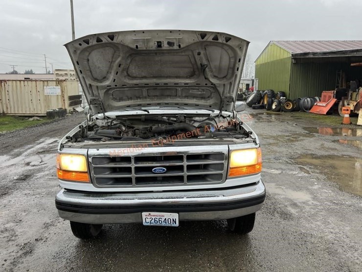 ford-f350-xlt-image-25