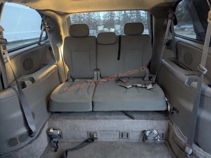 2007-dodge-grand-caravan-image-13