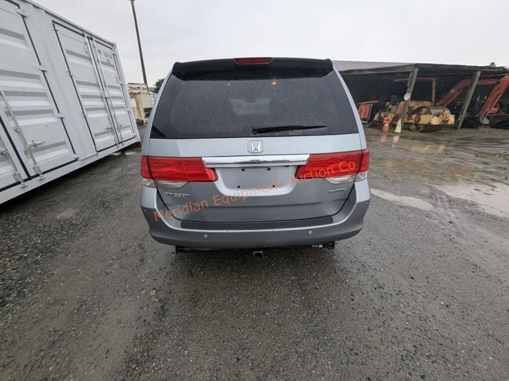 2009-honda-odyssey-image-8