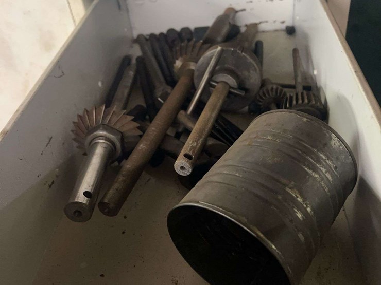 (2)-cabinets-with-contents-image-24