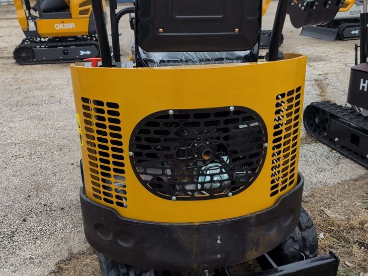 cfg-industrial-mini-excavator---h12r---yellow-image-5