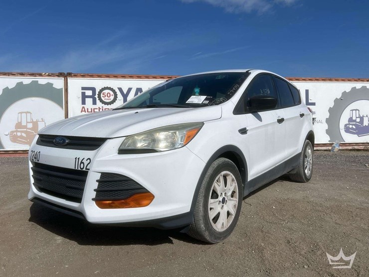 2015-ford-escape-image-1