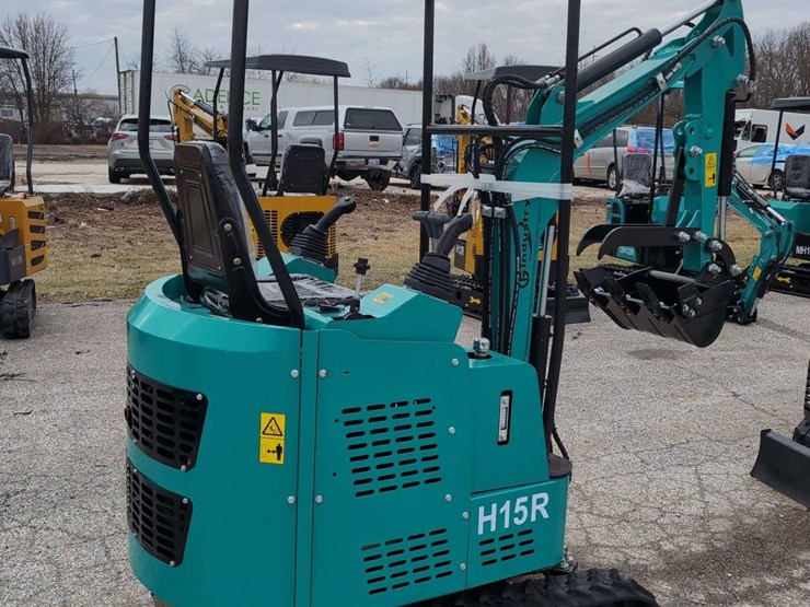 cfg-industrial-mini-excavator---h15r---green-image-7
