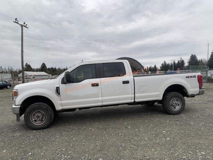 2021-ford-f350-xl-image-2