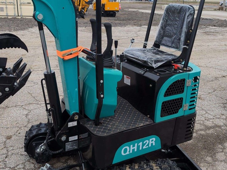 cfg-industrial-mini-excavator---qh12r---green-image-3