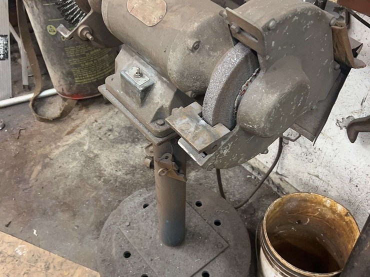 large-grinder-and-drill-press-image-4