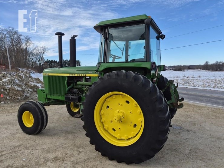 john-deere-4430-image-14