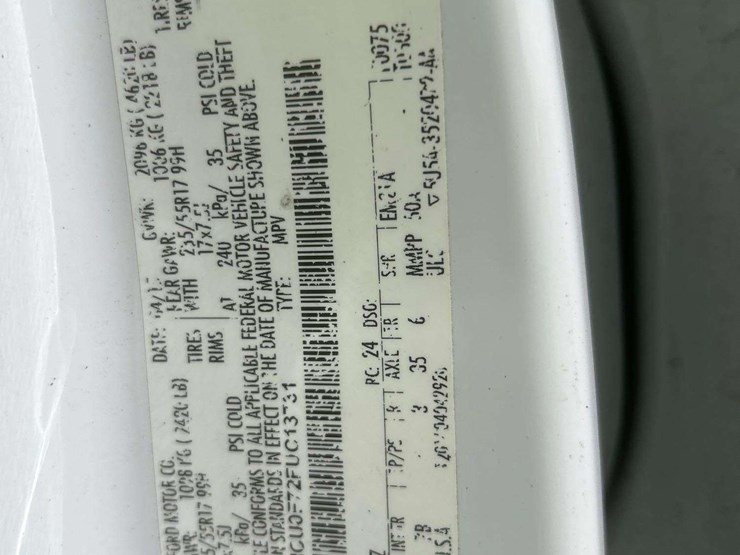 2015-ford-escape-image-7