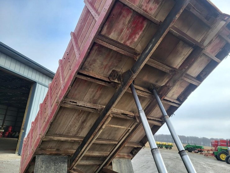 1970-international-loadstar-image-68