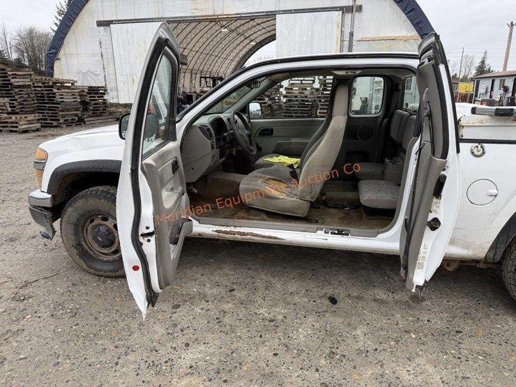 2004-chevrolet-colorado-image-12