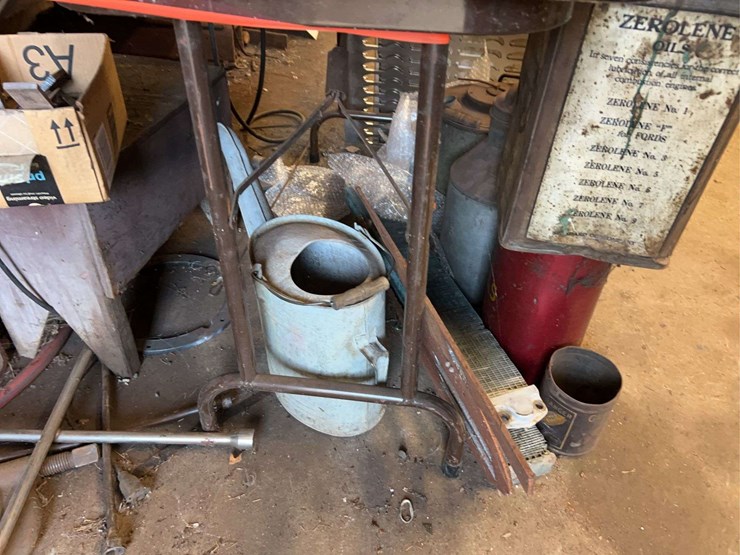 steel-work-bench-and-contents-image-8