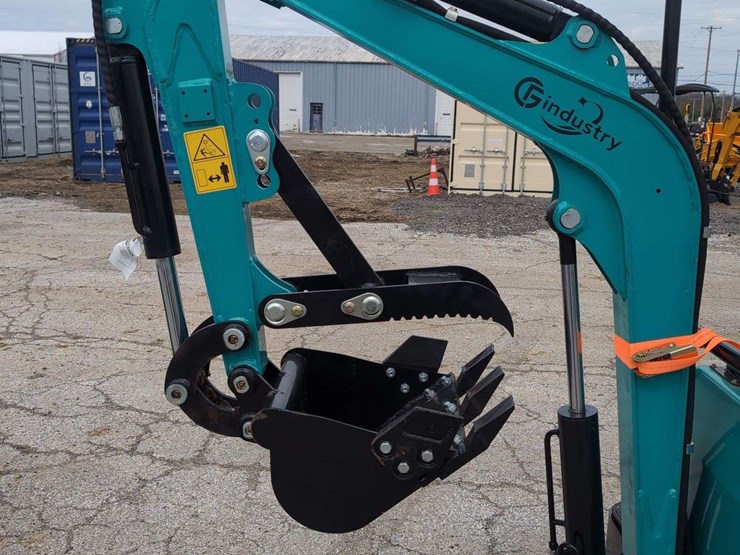 cfg-industrial-mini-excavator---qh12r---green-image-2