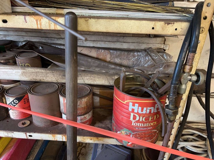 lincoln-arc-welder-and-welding-supplies-image-11