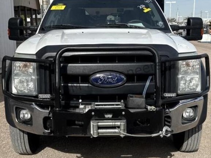 2016-ford-f550-image-3