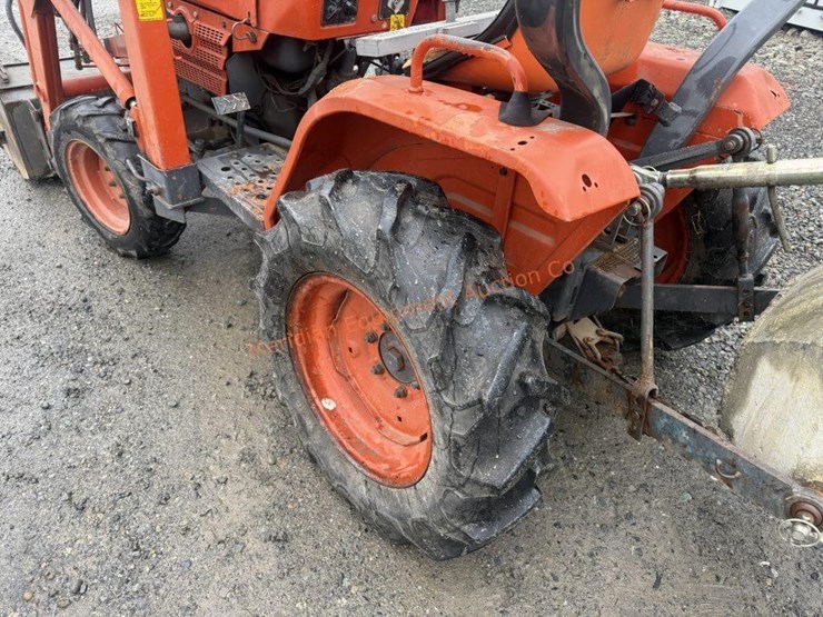 kubota-b7200-image-19