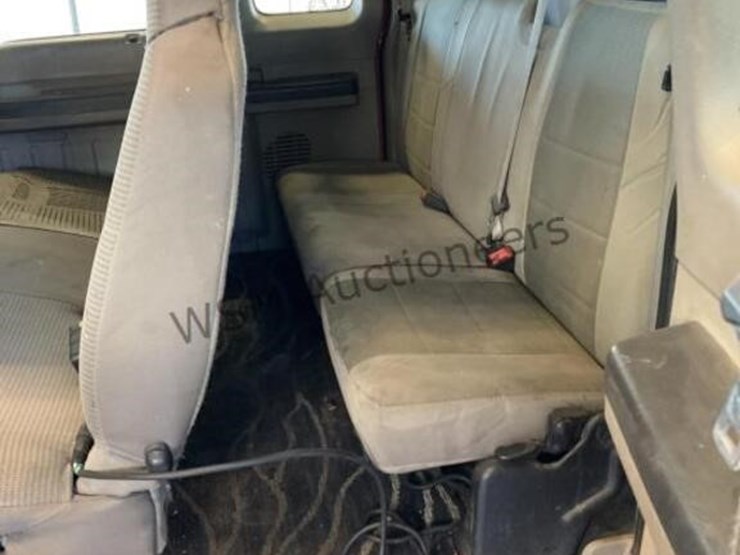 2008-ford-f350-image-23