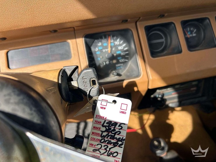 1995-jeep-wrangler-image-23