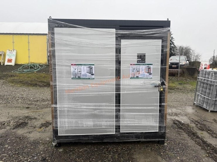 kj-mobile-restroom-with-shower-image-1