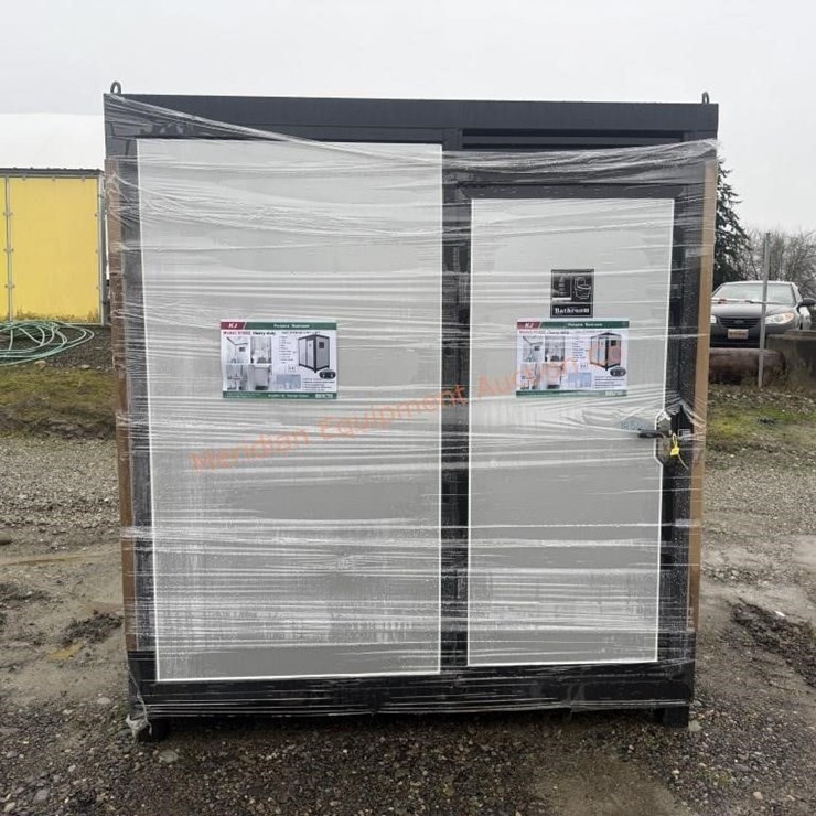 KJ Mobile Restroom with Shower