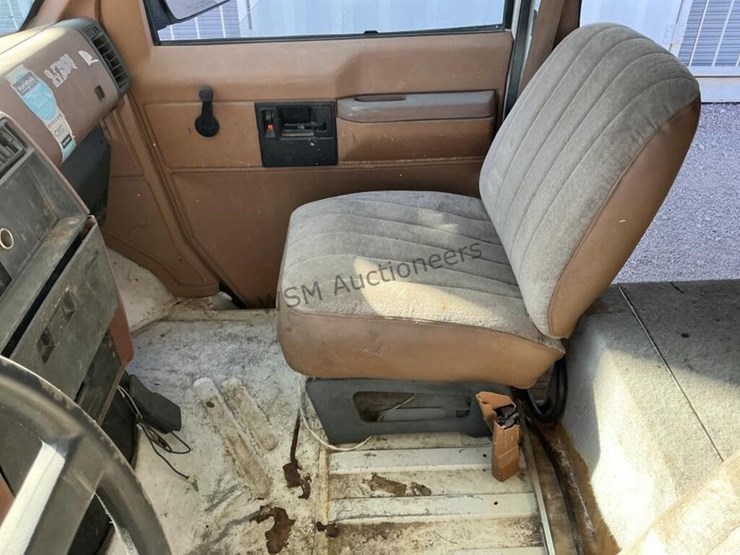 1989-chevrolet-astro-image-21