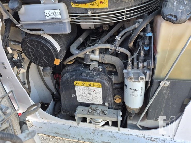 2021-bobcat-t66-image-15