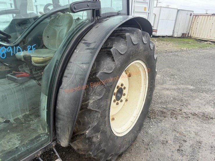 new-holland-tn95fa-image-18