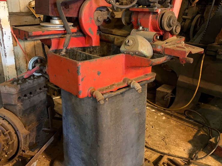 piston-turning-and-grinding-machine-image-1