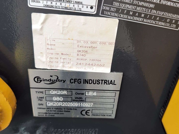 cfg-industrial-mini-excavator---qk20r---yellow-image-10