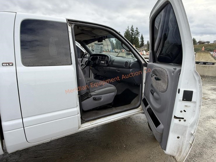 2000-dodge-ram-2500-image-29