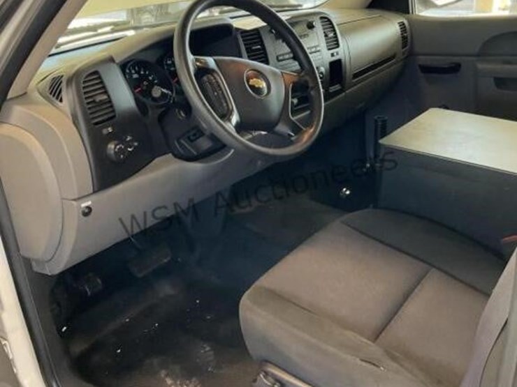 2012-chevrolet-silverado-1500-image-22