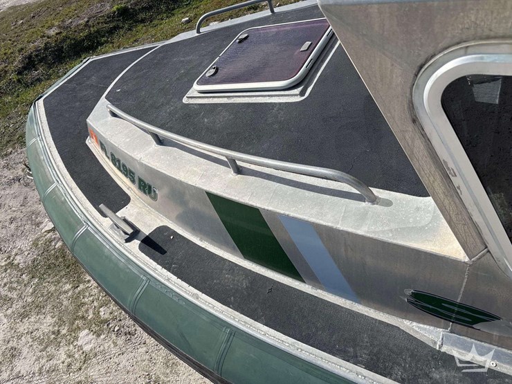 tug-boat-with-tri-axle-magic-tilt-boat-trailer-image-53