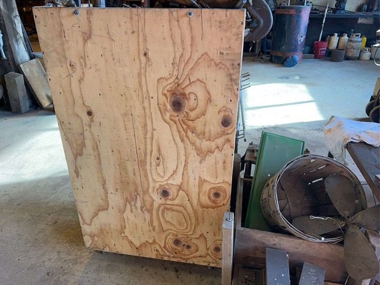 carts-and-large-drill-bits-image-31