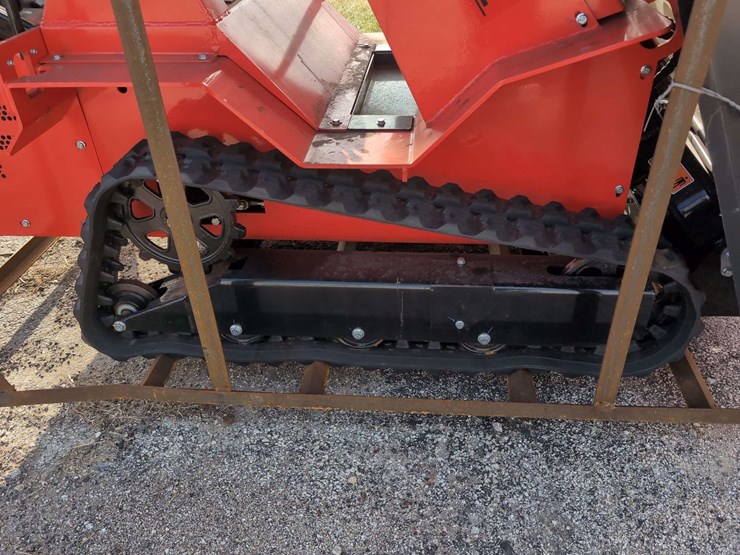 agt-gas-powered-mini-track-skid-steer-loader-sda-140t---red-image-3