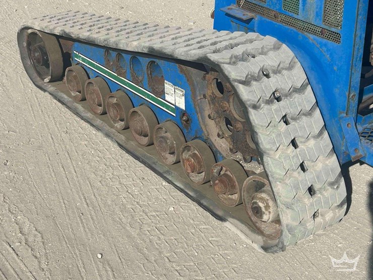 traxmax-kubota-stand-on-track-loader-skid-steer-image-16