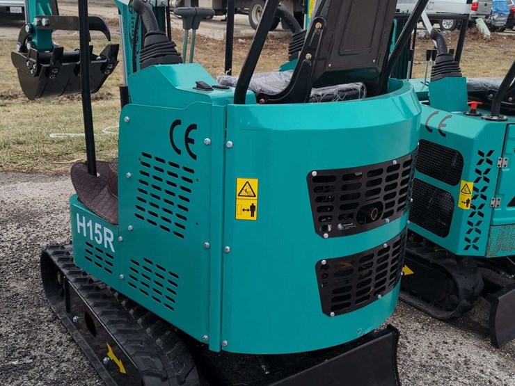 cfg-industrial-mini-excavator---h15r---green-image-6