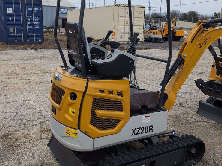cfg-industrial-mini-excavator---xz20r---yellow-image-4