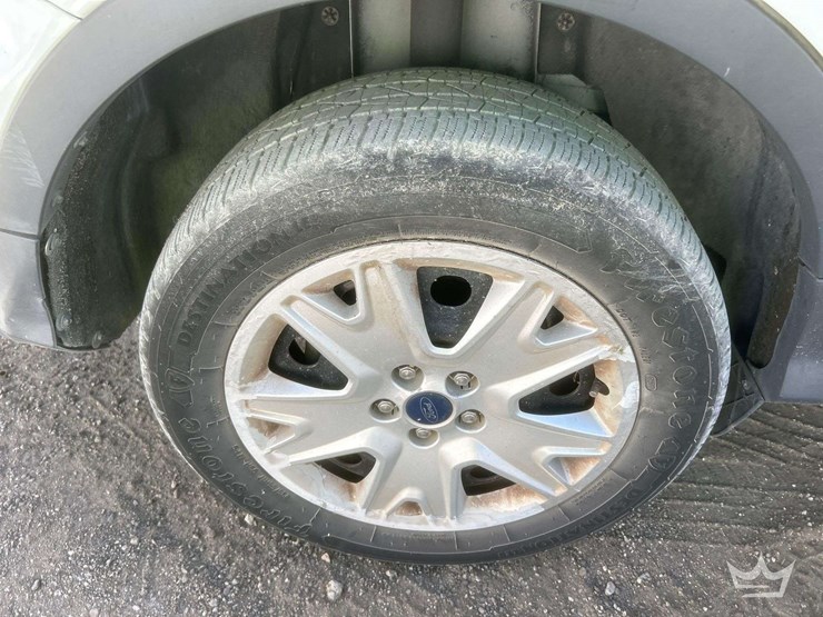 2015-ford-escape-image-24