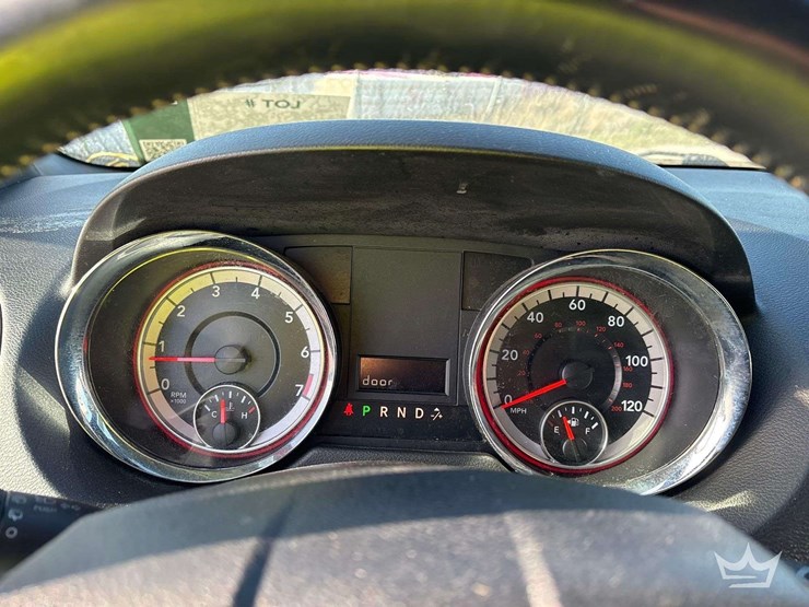 2016-dodge-grand-caravan-se-image-14