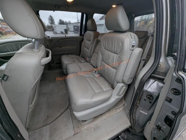 2009-honda-odyssey-image-11