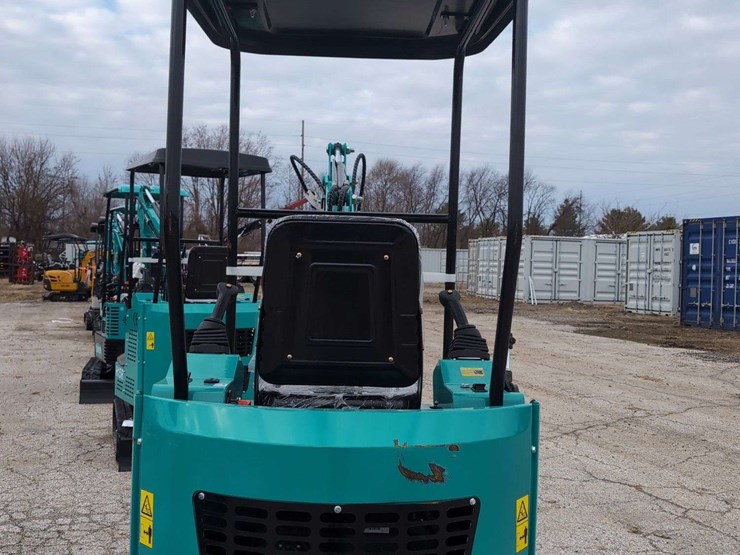 cfg-industrial-mini-excavator---h15r---green-image-7