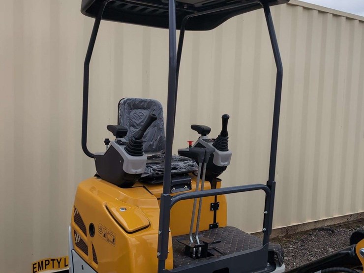 ir-mini-excavator---ire20---kubota-engine-image-4