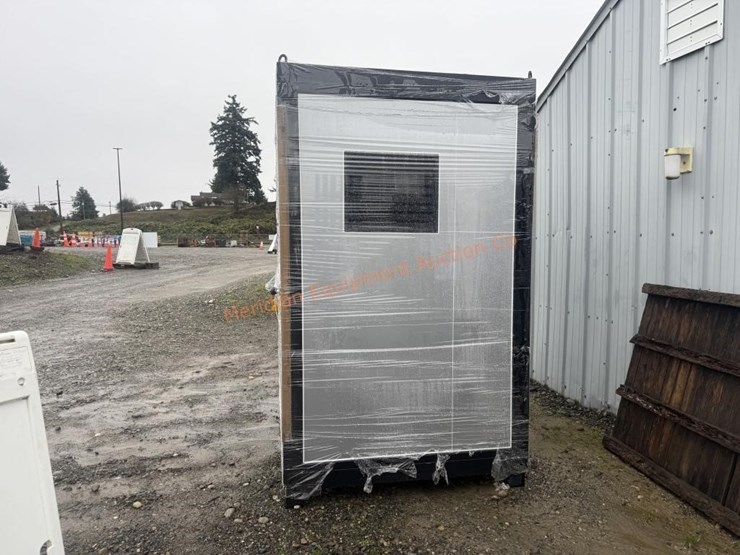 kj-mobile-restroom-with-shower-image-4